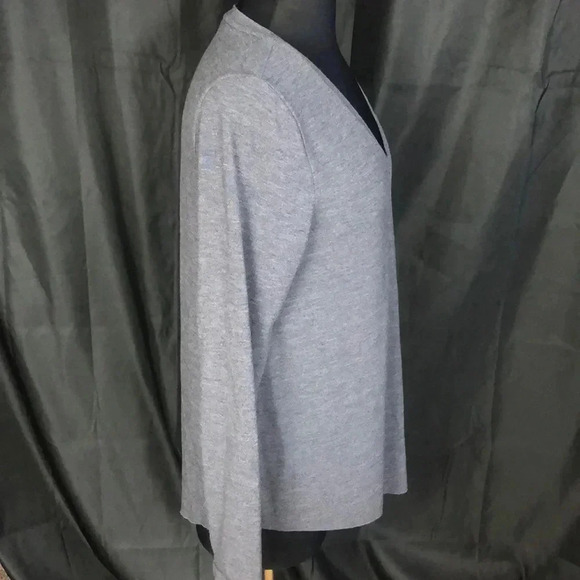 Blue‎ Soft Surroundings Long Sleeve V Neck M - Picture 2 of 3